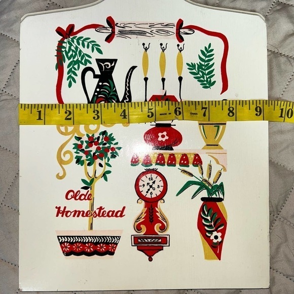 Vintage Yugoslavia Wooden Decorative Cutting Board Wall Hanging - Picture 5 of 5